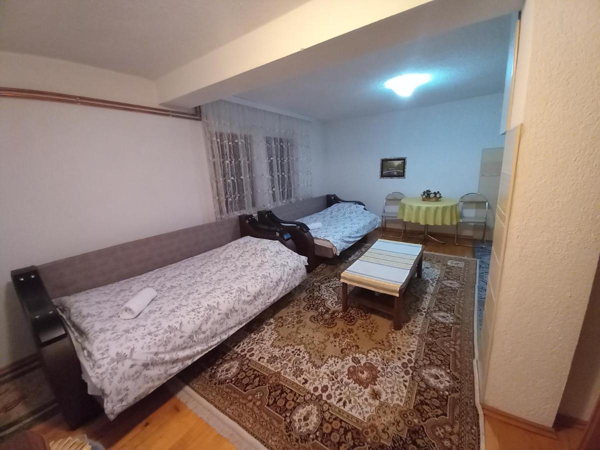 Apartment Little Village Plav Ngoại thất bức ảnh