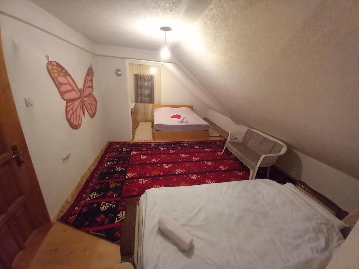 Apartment Little Village Plav Ngoại thất bức ảnh