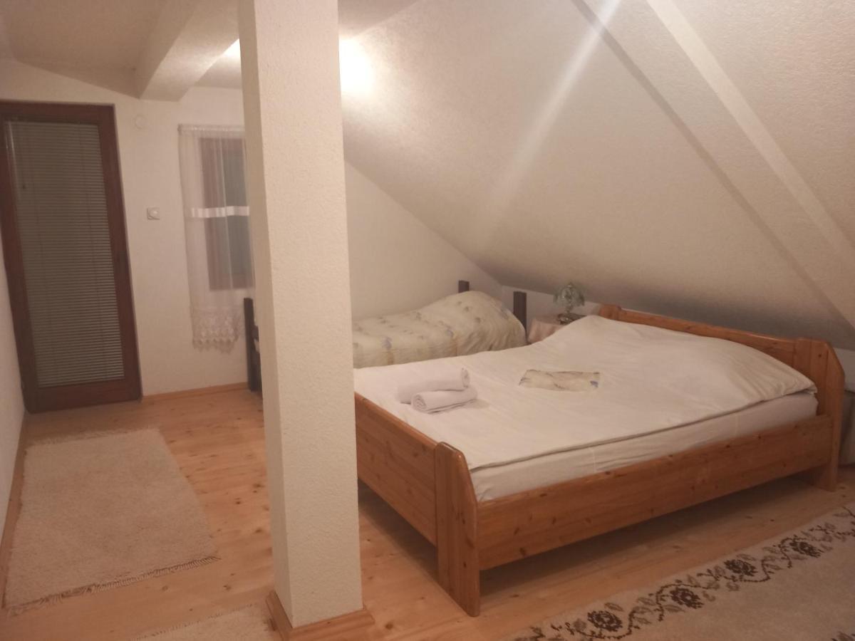 Apartment Little Village Plav Ngoại thất bức ảnh